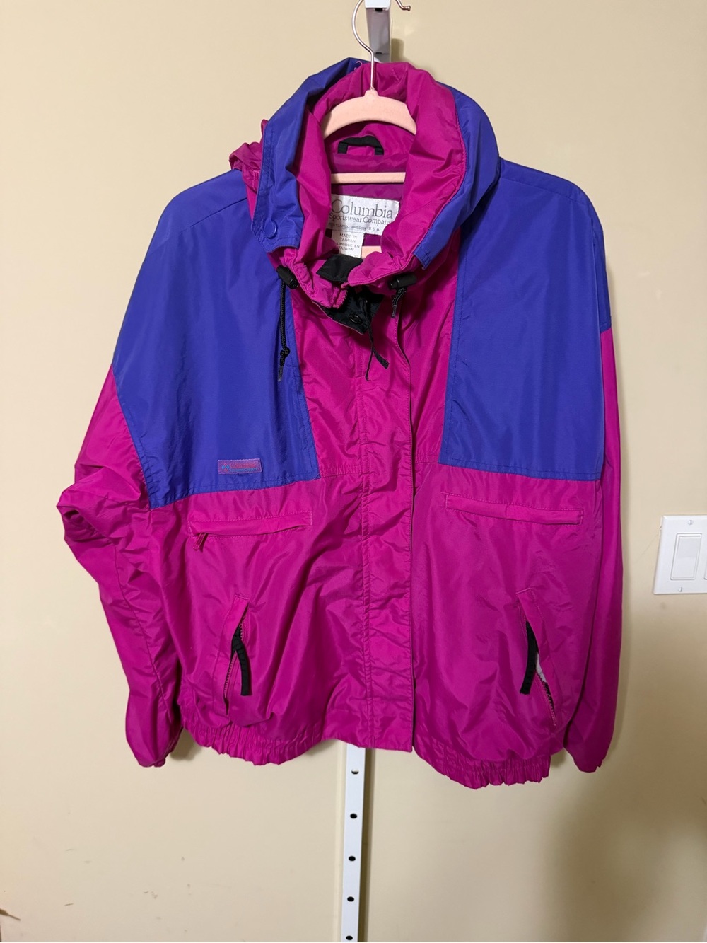 VINTAGE Women’s Columbia Jacket
